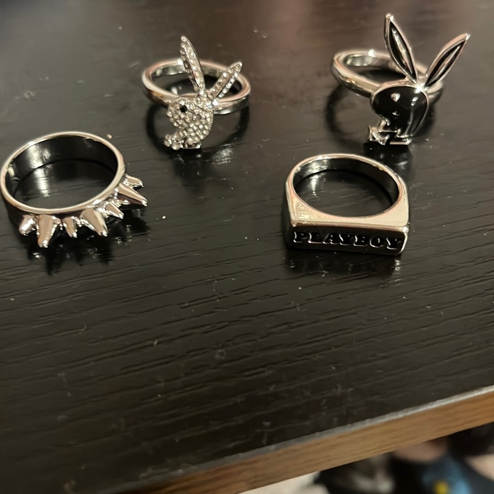 Playboy ring set